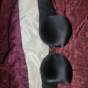 Black strapless bra with straps  size 36Dd